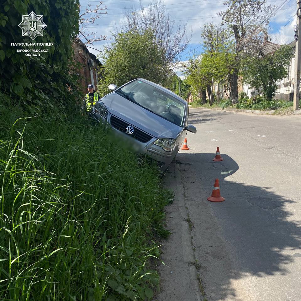 У Кропивницькому через водія ВАЗу постраждала інша автівка