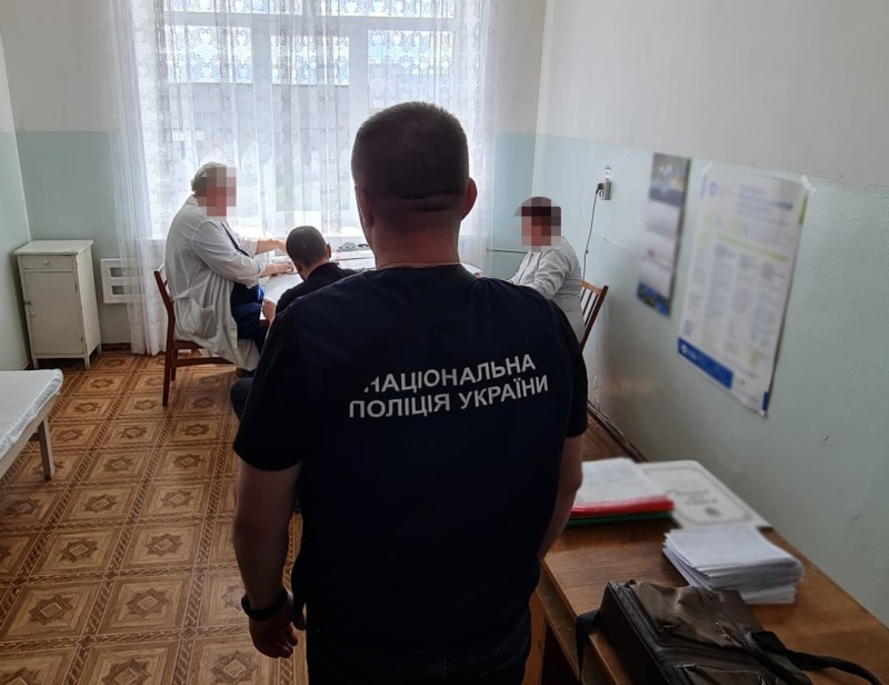 Житель Кіровоградщини намагався відкупитися від армії за 40 тисяч гривень