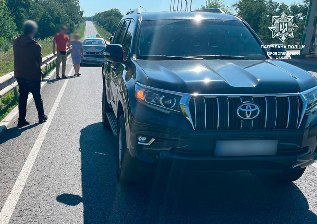 Поблизу Кропивницького водійка не розрахувала швидкість і спричинила ДТП