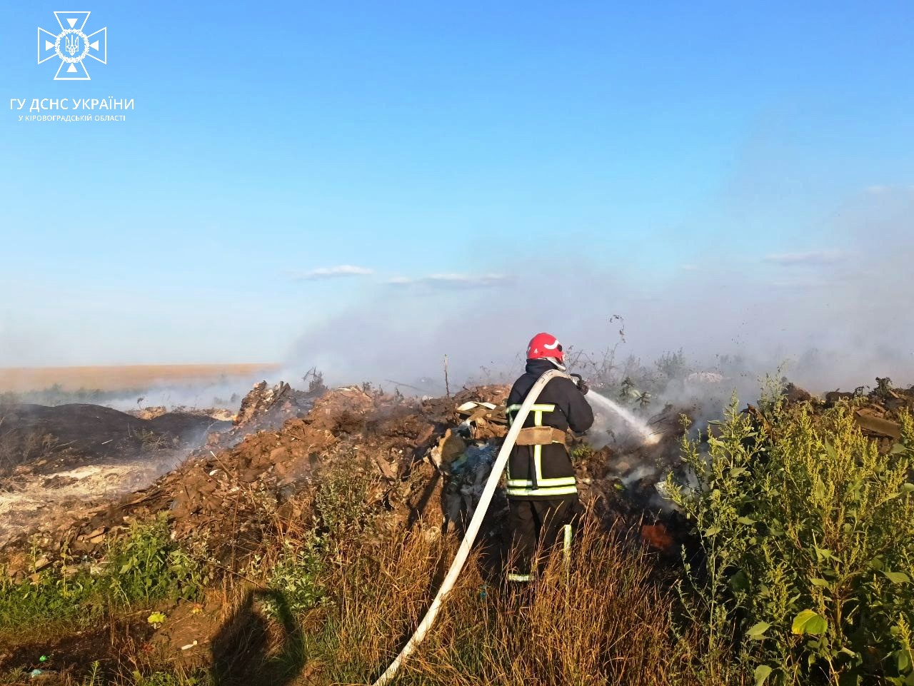Рятувальники Кіровоградщини загасили 14 пожеж впродовж доби