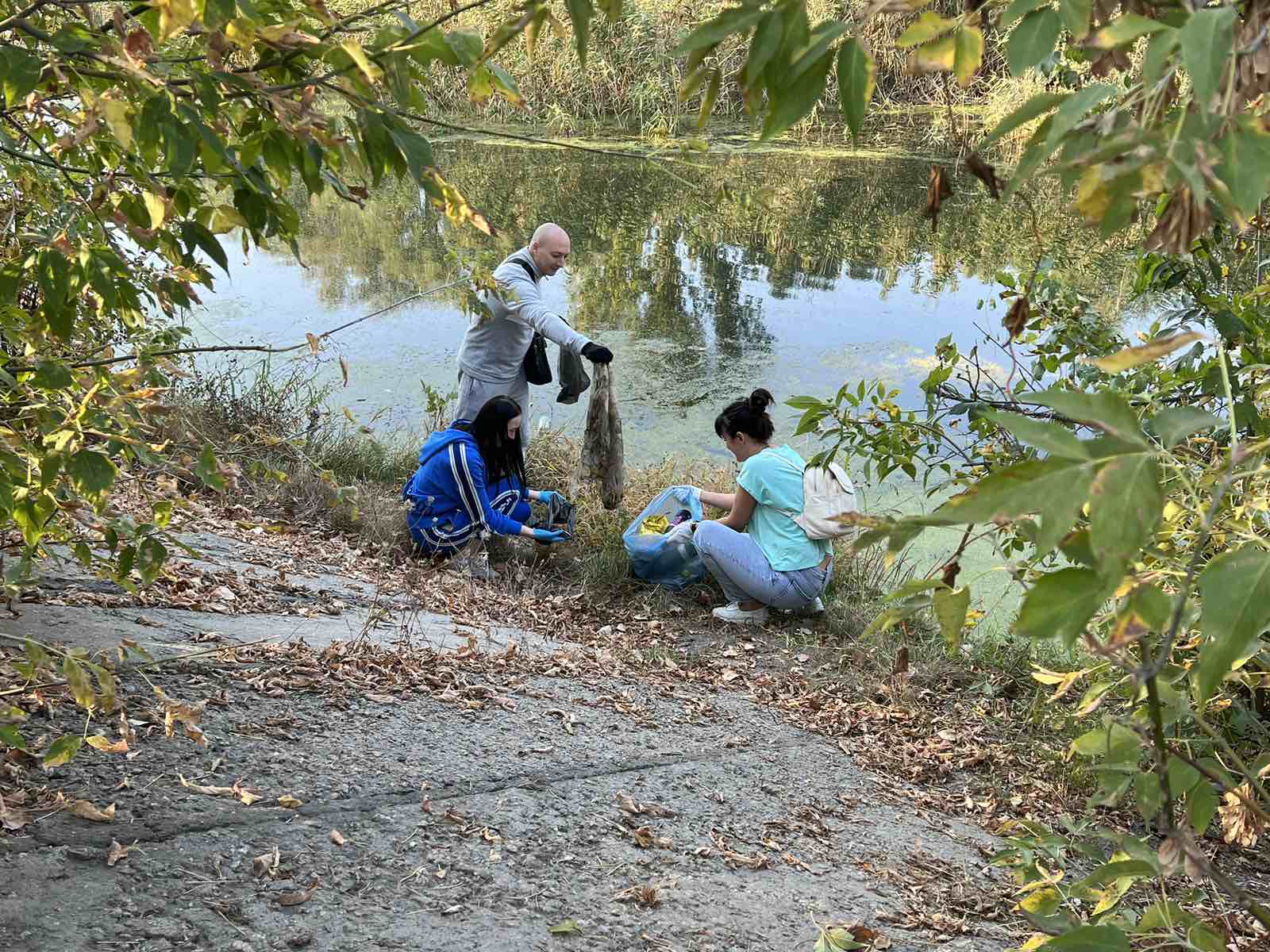 У Кропивницькому прибрали набережну Інгулу