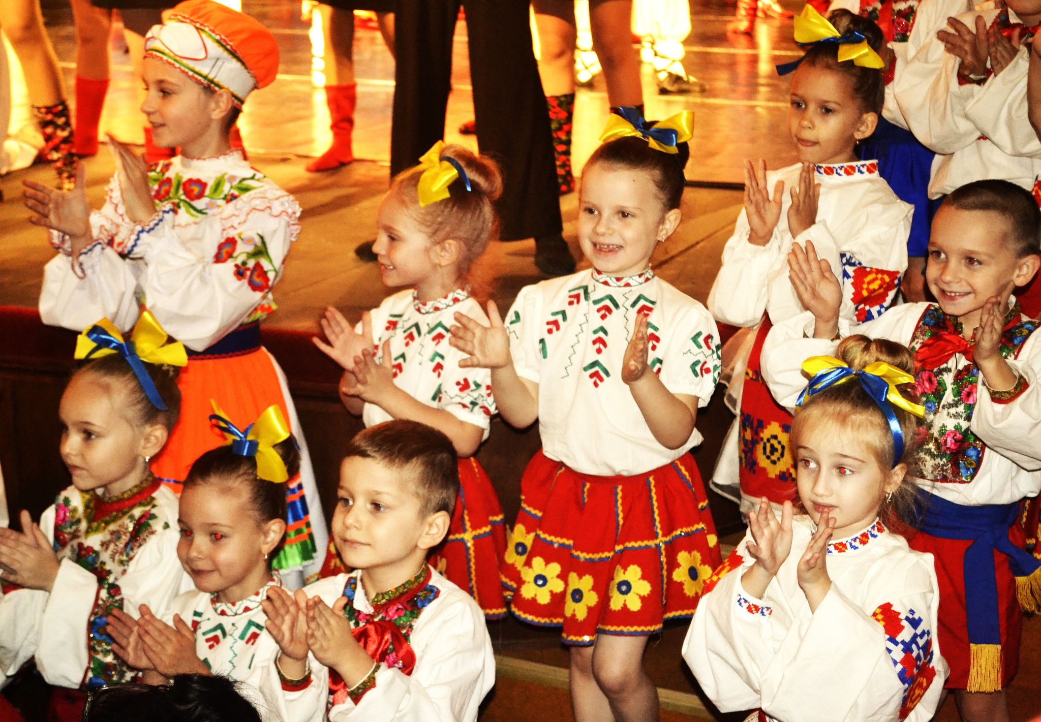 У Кропивницькому юні таланти збирали кошти на підтримку військовослужбовців ЗСУ (ФОТО)