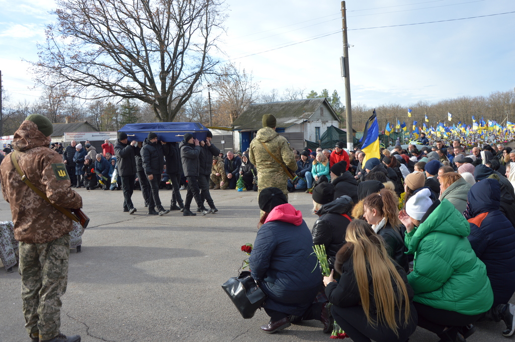 У Кропивницькому провели в останню путь загиблого земляка