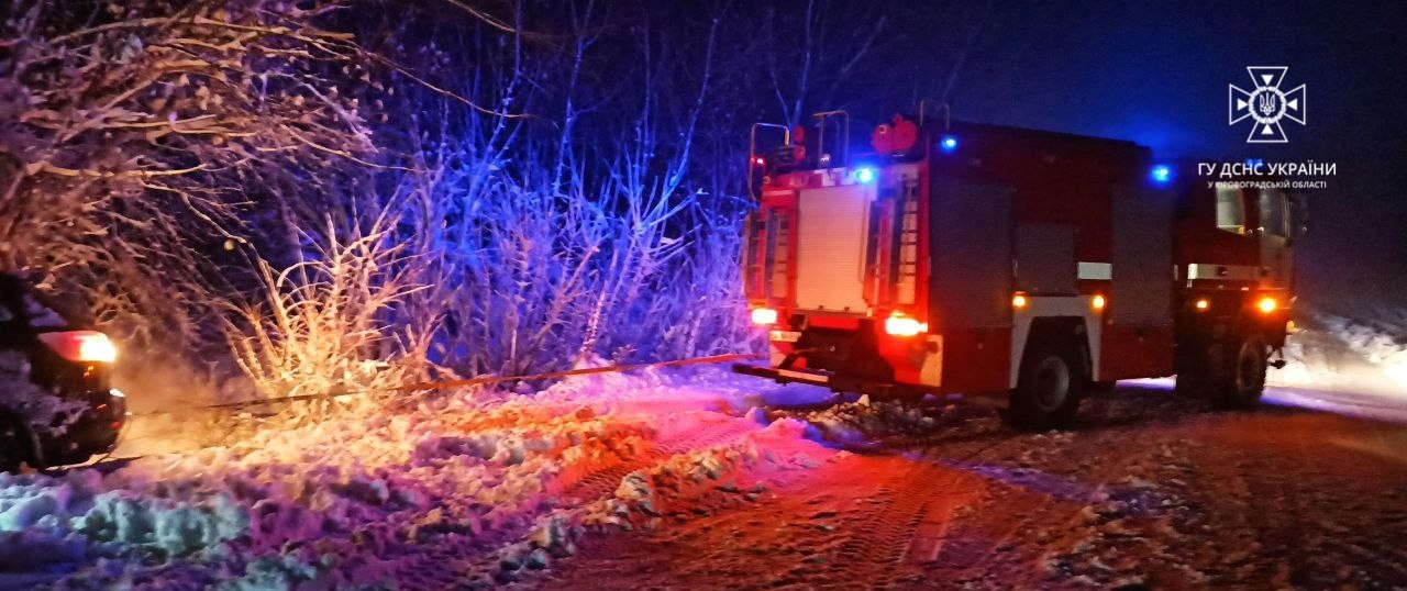 Пiвсотнi разiв рятувальники Кiровоградщини виїжджали на виклики пiд час негоди (ФОТО, ВІДЕО)