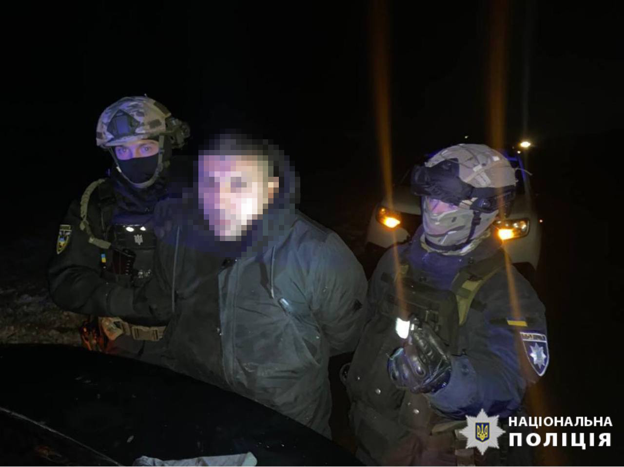 Зловмисник з Кiровоградщини обкрадав автiвки черкащан