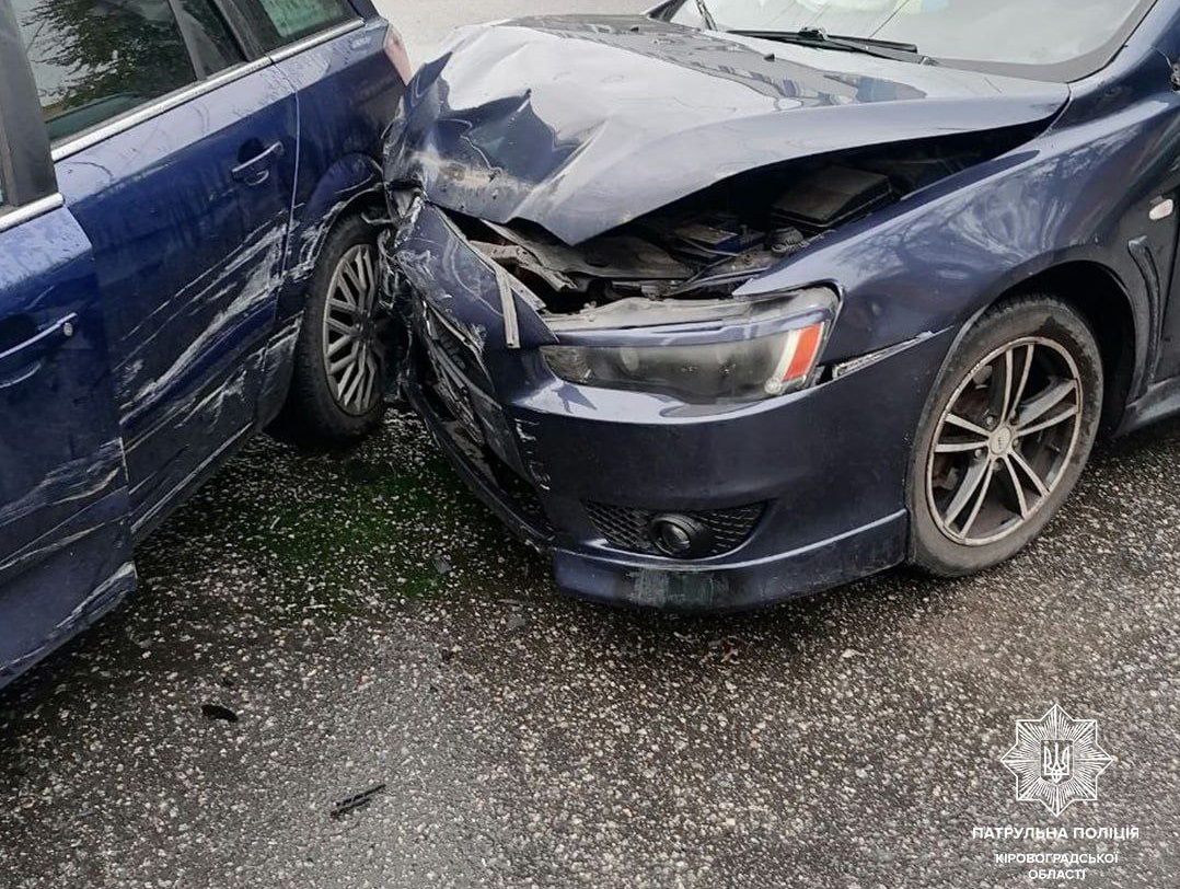 У Кропивницькому водійка отримала протокол за порушення, що призвело ДТП