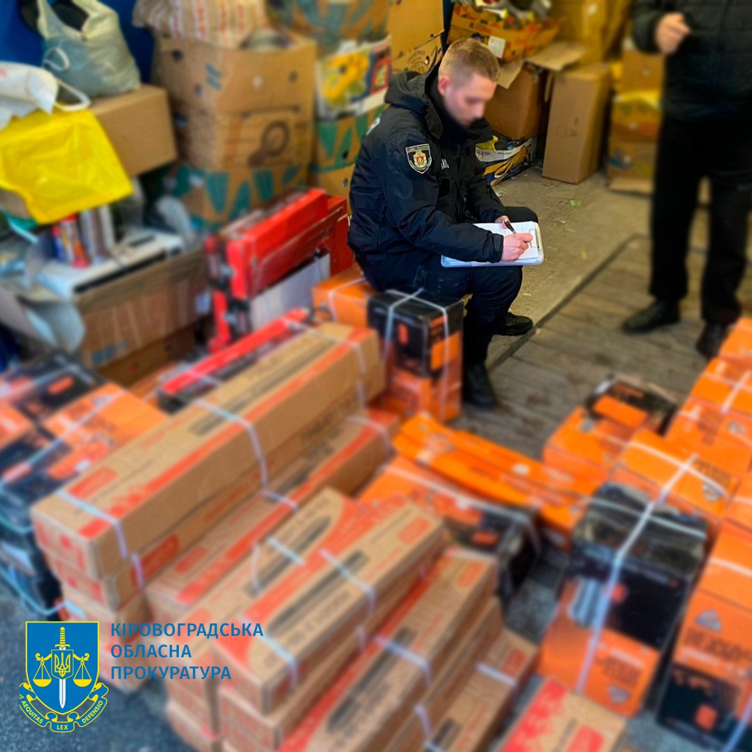 На Кіровоградщині викрили членів злочинної групи, які систематично обкрадала фури