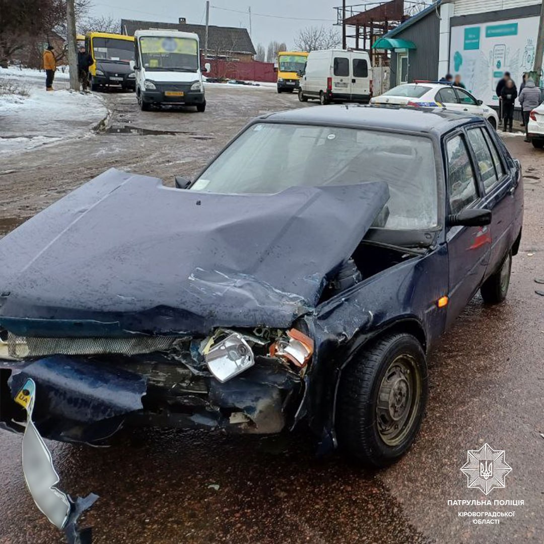 17-річний водій у Кропивницькому спричинив ДТП