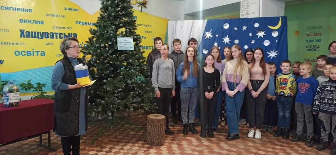 Школярі з Кіровоградщини зібрали 17 тисяч гривень на потреби ЗСУ