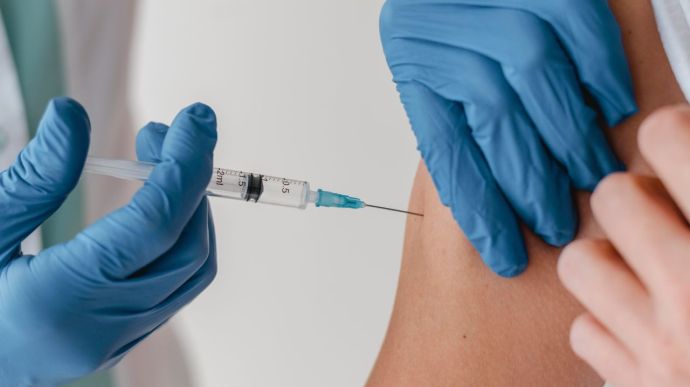 Кіровоградщина отримала понад тисячу вакцин проти штаму “Омікрон”