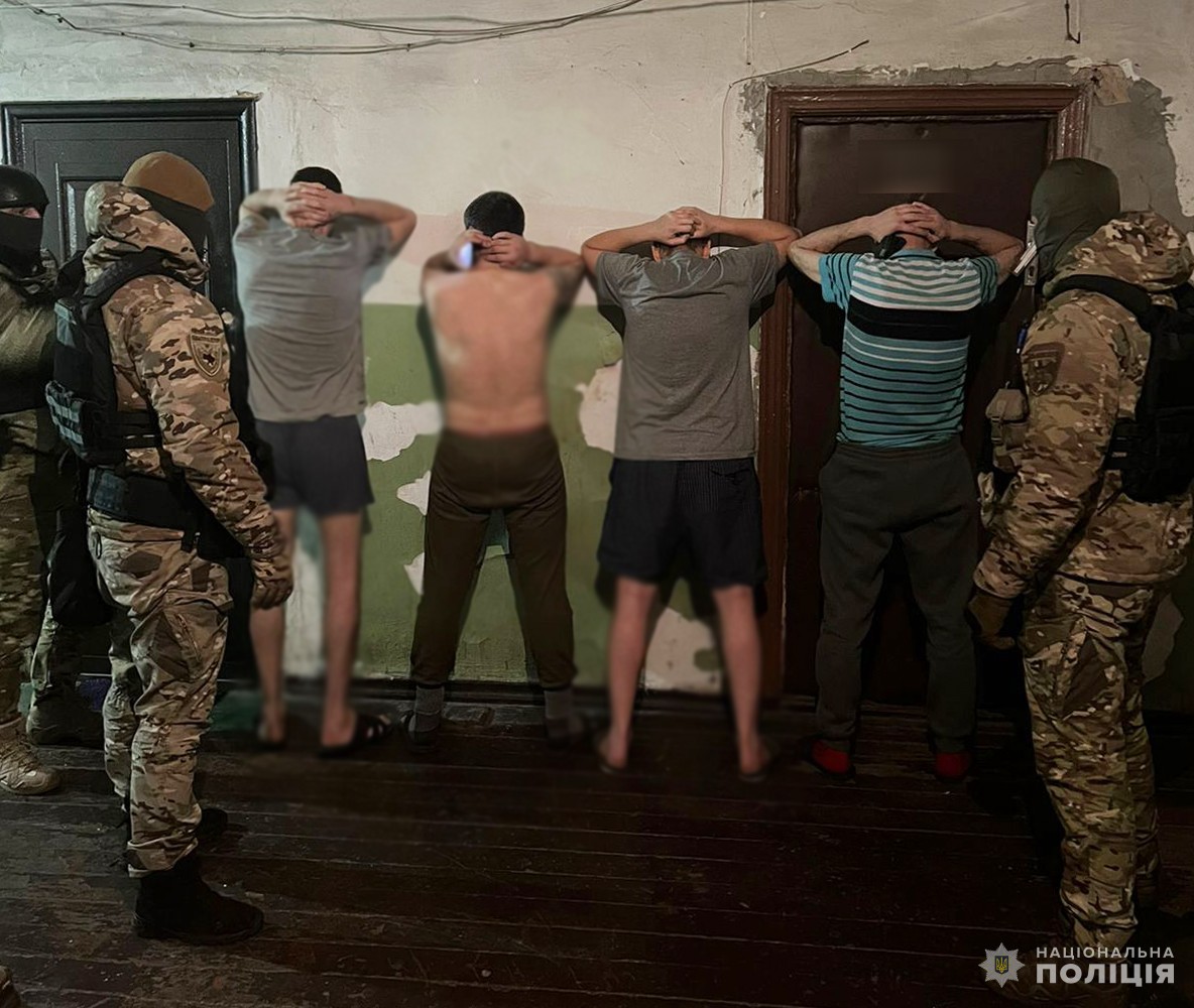 На Кіровоградщині ув’язнені займалися шахрайством