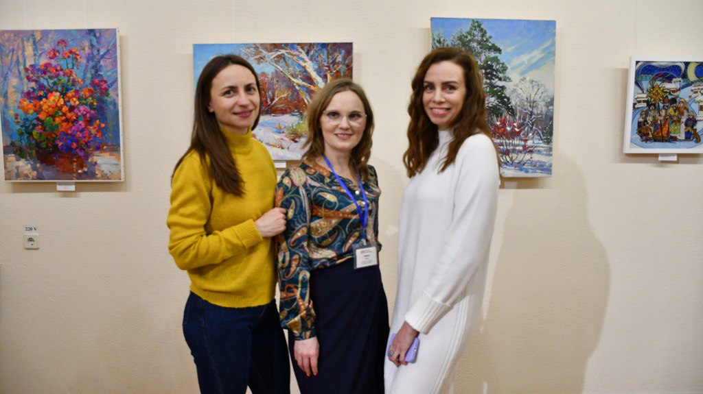 У Кропивницькому відкрили виставку художніх творів