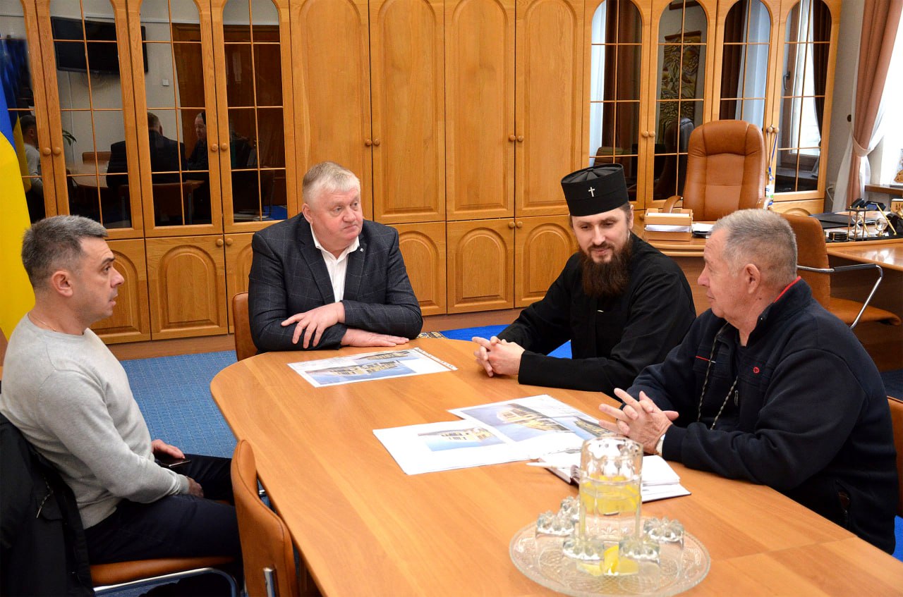 В облраді обговорили відновлення церкви у Бірках