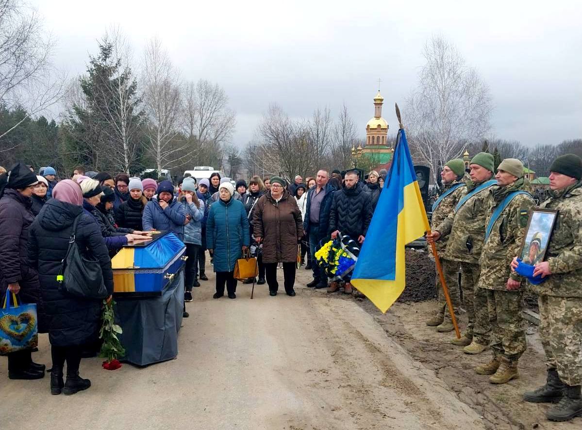Кропивничани  вiддали останню шану  Воїнам-захисникам