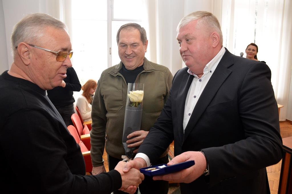 Обласна рада завжди готова допомогти громадам у вирішенні проблем – Юрій Дрозд