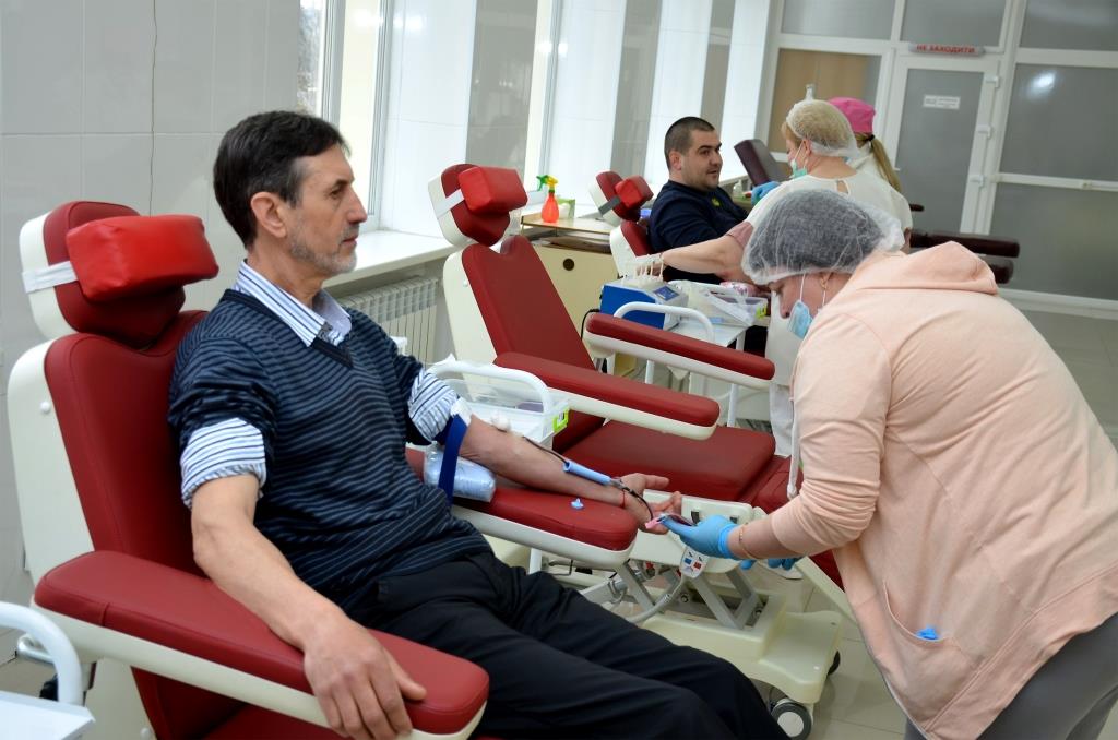 Працівники виконавчого апарату Кіровоградської облради стали донорами крові