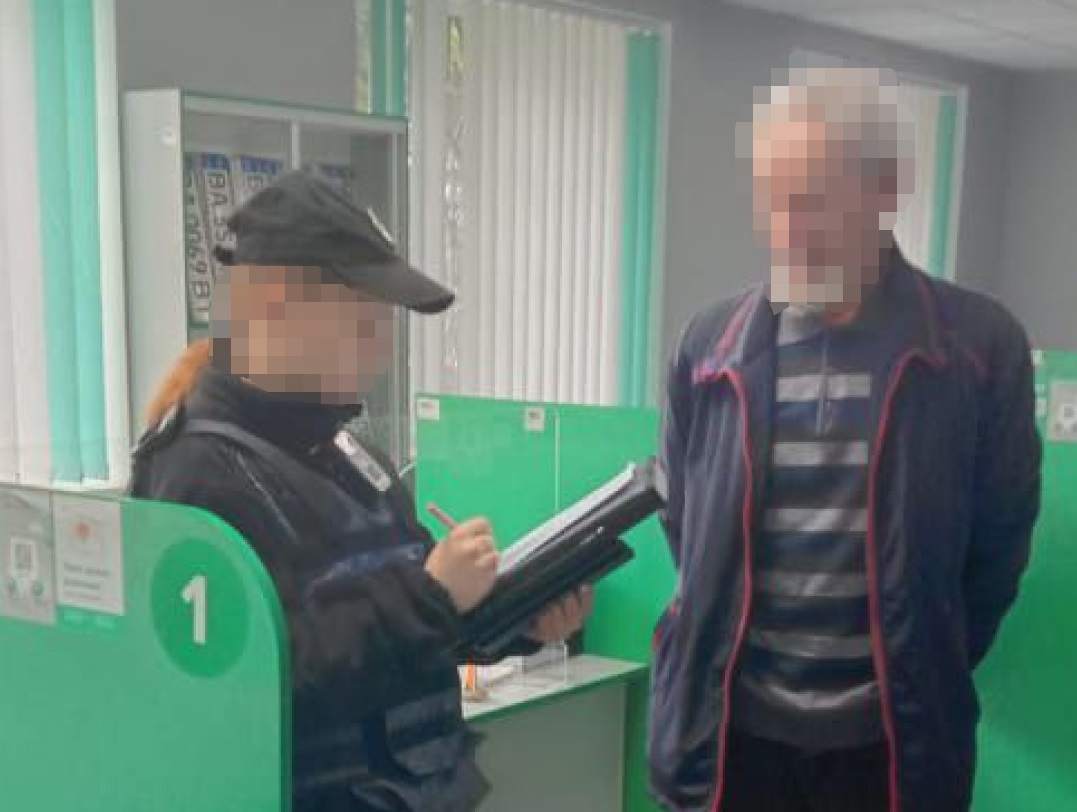 На Кіровоградщині реєстрація авто завершилася викликом поліції