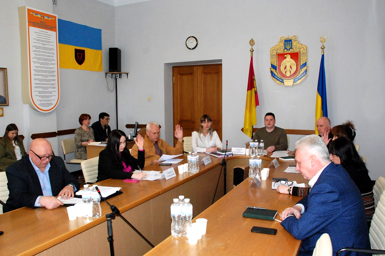 Депутати обласної ради обговорили кадрові, фінансові питання та перейменування обласного краєзнавчого музею