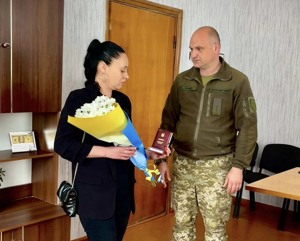 Родинi загиблого Героя з Кiровоградщини вручили орден