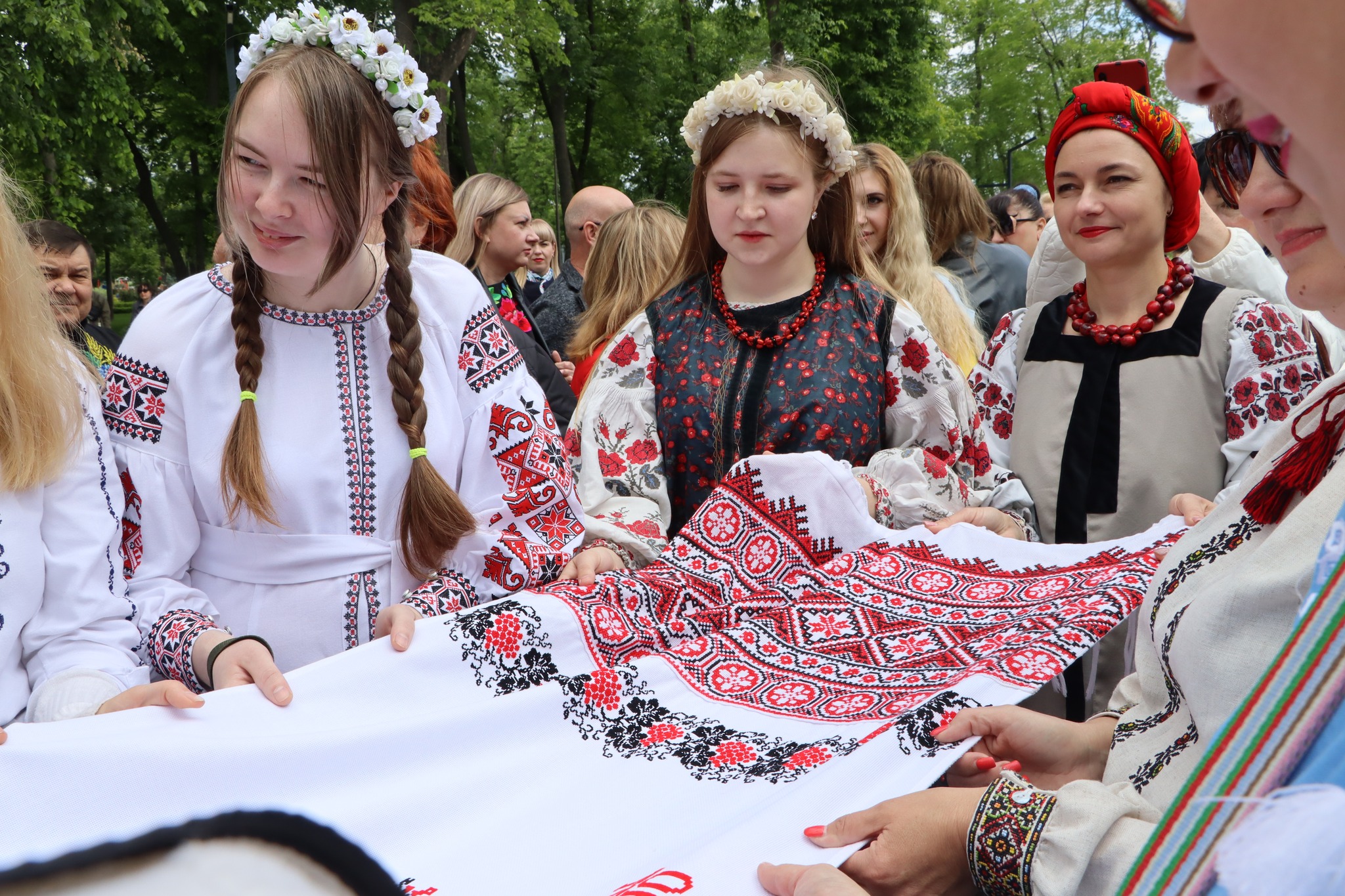 В Олександрії розгорнули 11-метровий рушник єдності