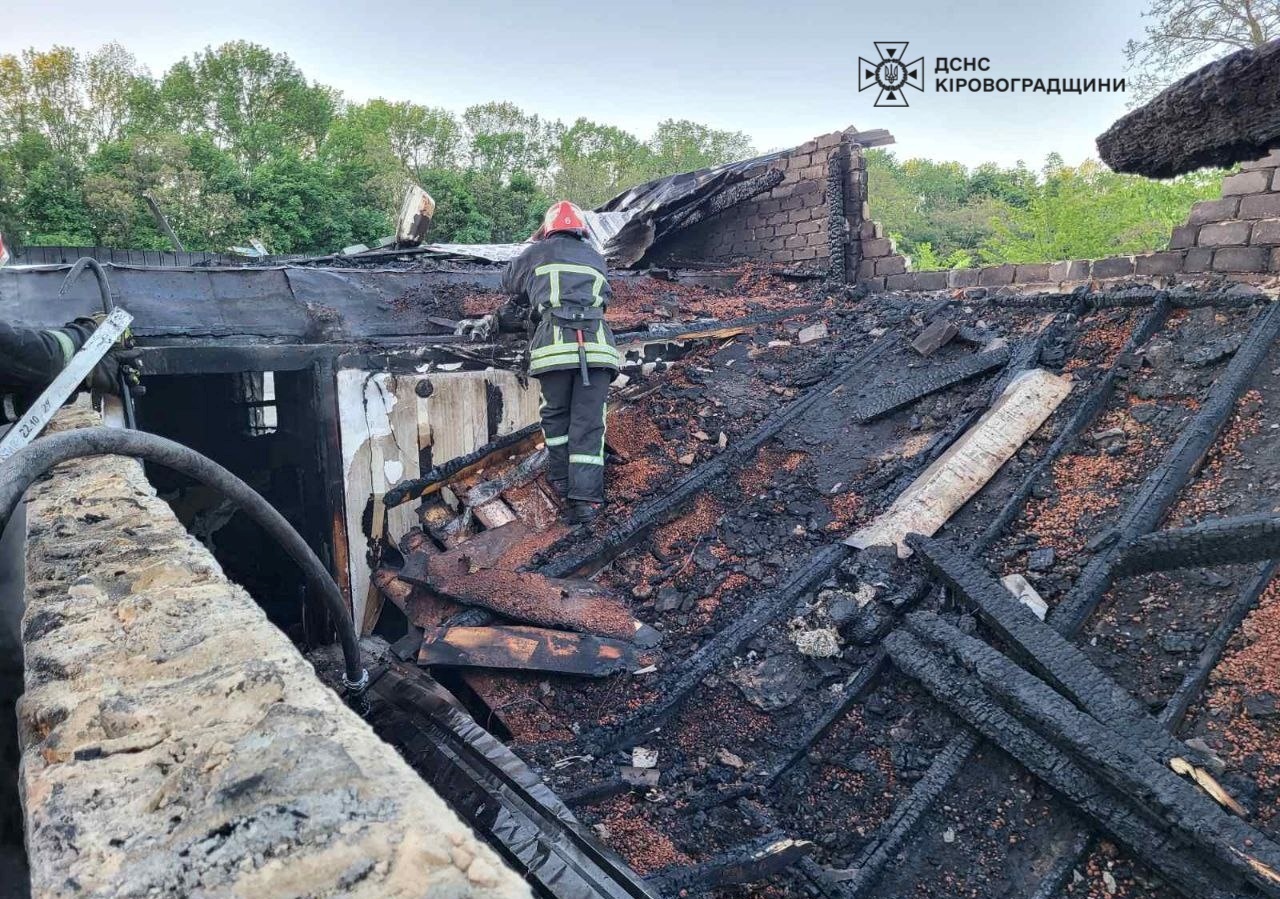 На Кіровоградщині загисили дві пожежі