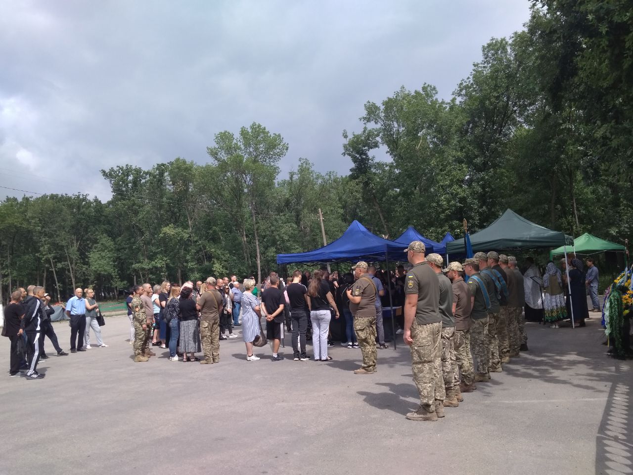 У Кропивницькому попрощалися з трьома Героями-захисниками