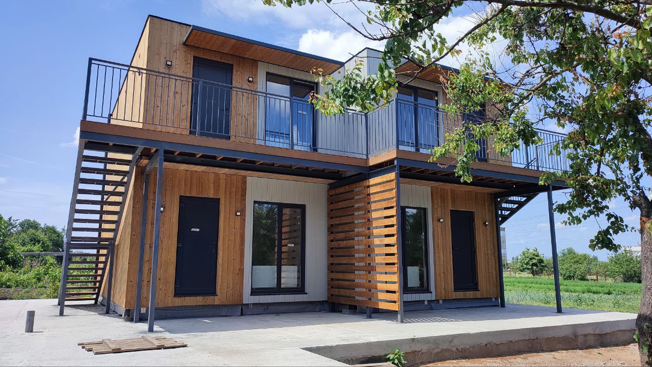 Ефективний підхід для подолання соціальної біди. Про модульні будинки для переселенців на Кіровоградщині (ФОТО)