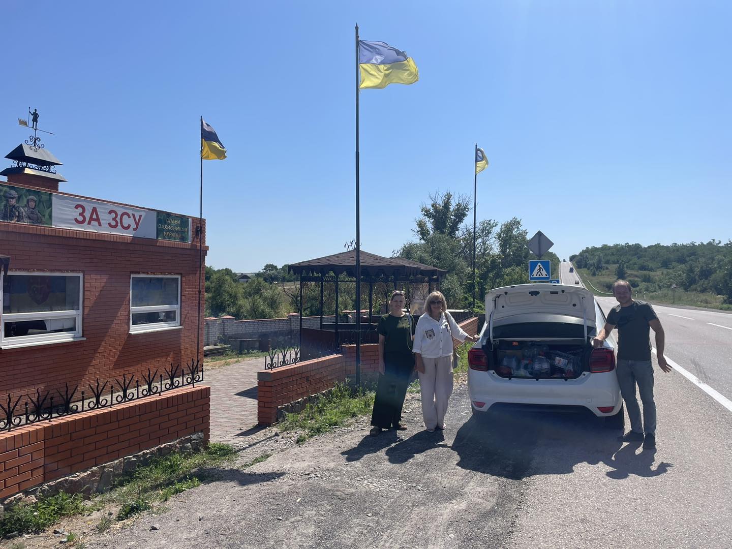 Понад 60 кілограмів вареників для захисників приготували в громаді на Кіровоградщині