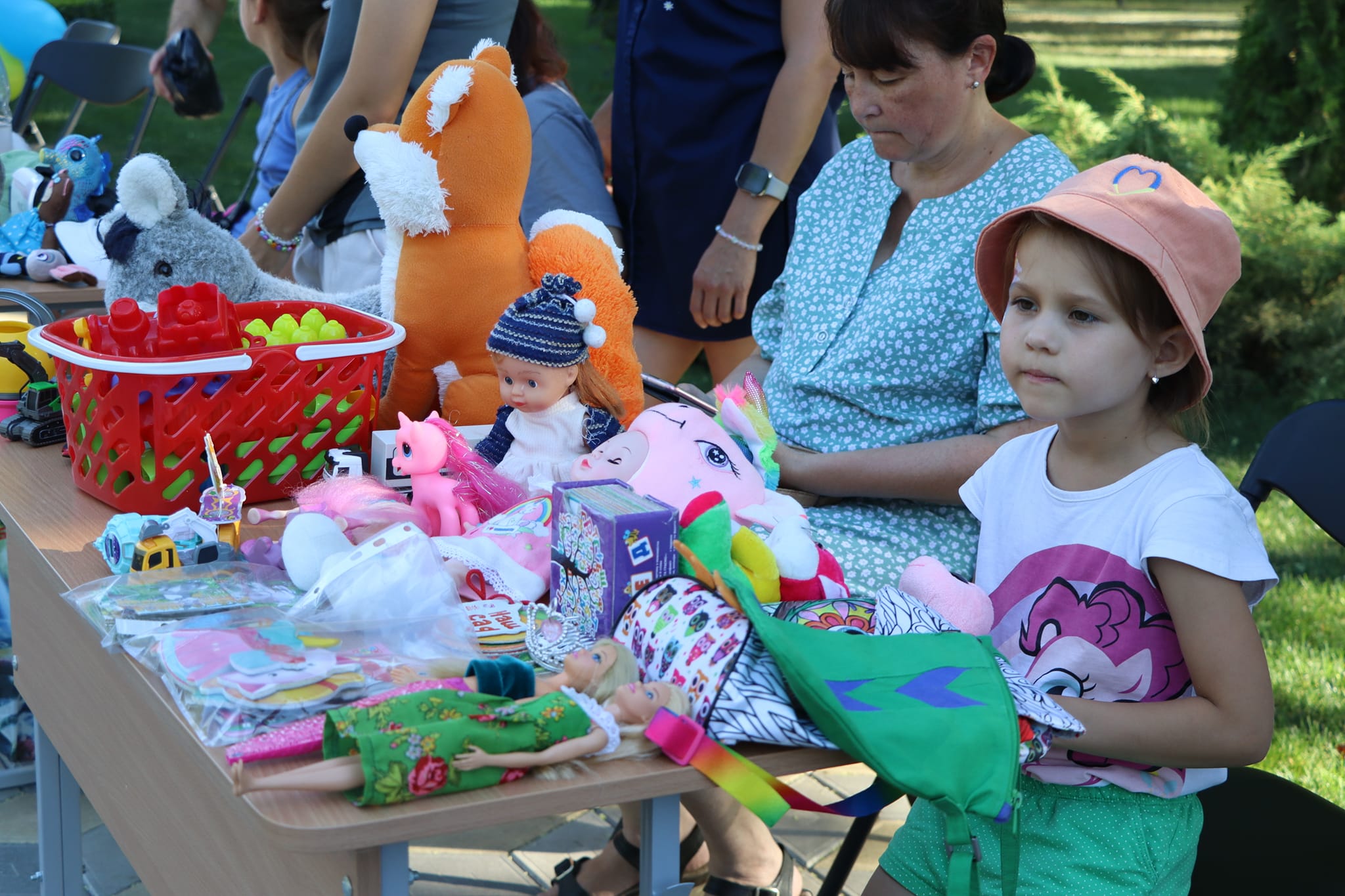 На благодійному ярмарку іграшок в Олександрії зібрали понад 4000 гривень для “Охматдиту”