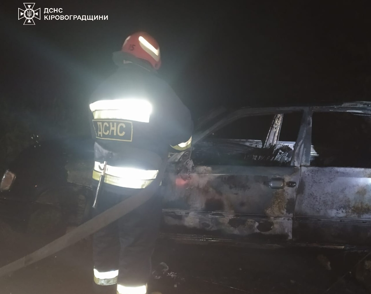 На Кіровоградщині вщент згорів Mercedes