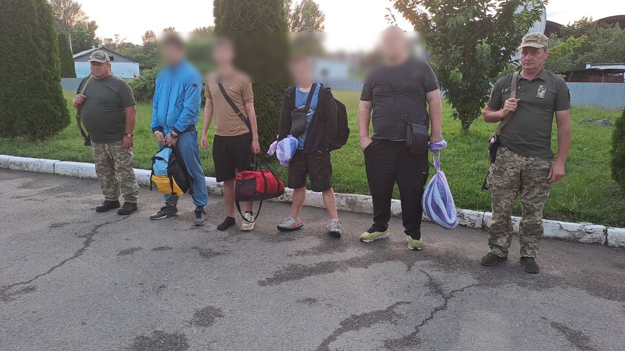 Мукачiвськi прикордонники затримали втiкача з Кiровоградщини