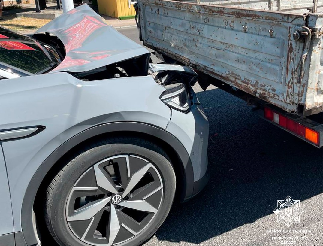 У середмісті Кропивницького неуважний водій скоїв ДТП