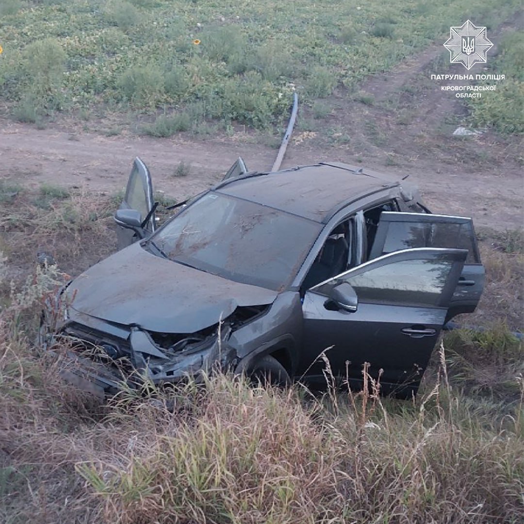 Неподалік Кропивницького неуважна водійка спричинила ДТП