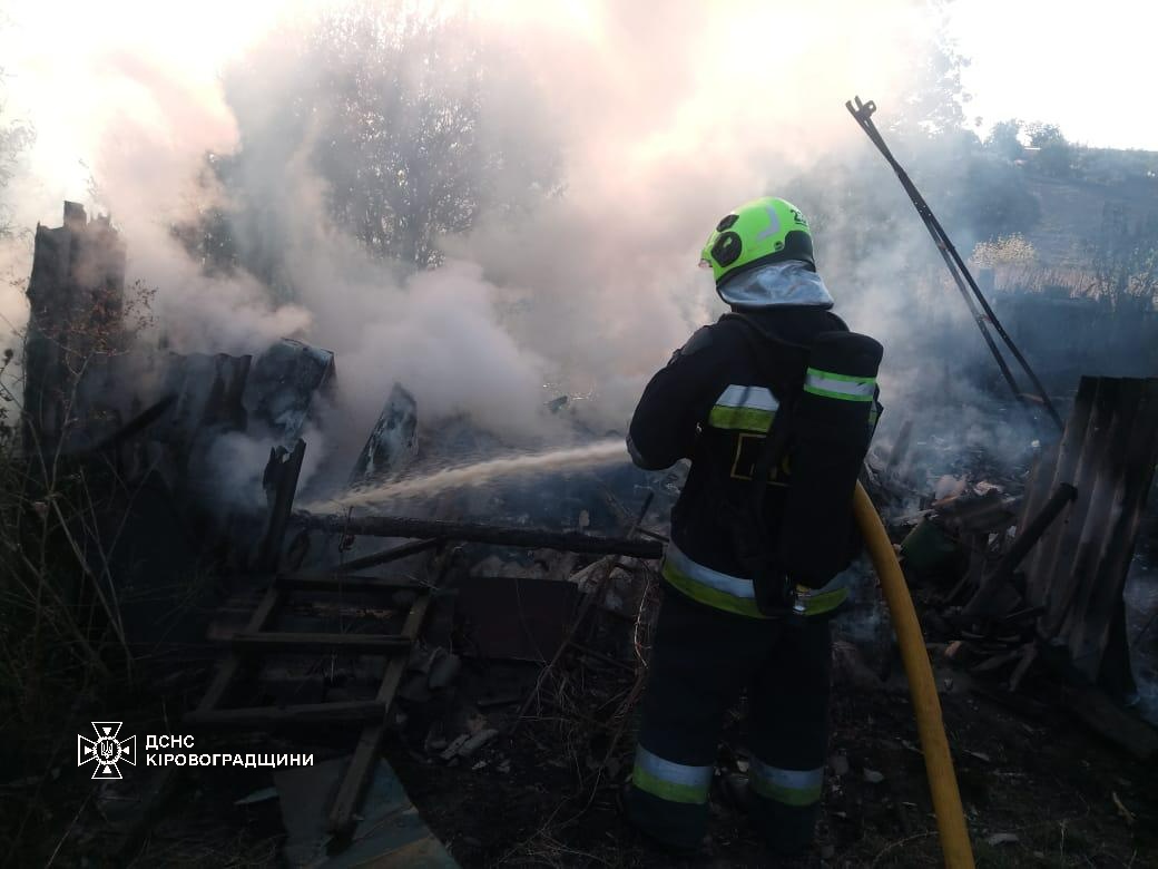 Вогонь понiвечив будинки та майно жителiв Кiровоградщини