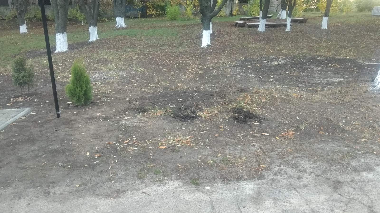 В громадi на Кiровоградщини вандали понiвечили Алею Слави