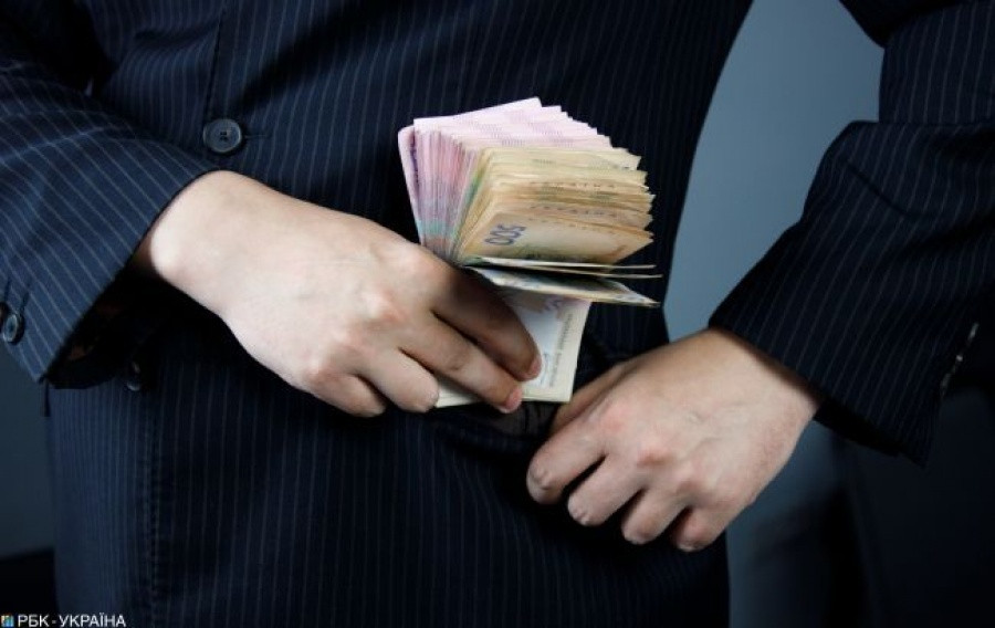 Пiдприємець хотiв пiдзаробити на ремонтi школи на Кiровоградщинi