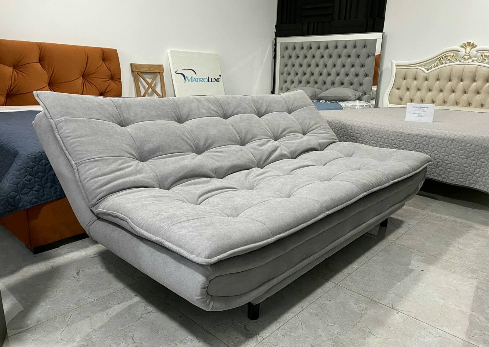 Кіровоградському обласному центру зайнятості не вистачає дивана