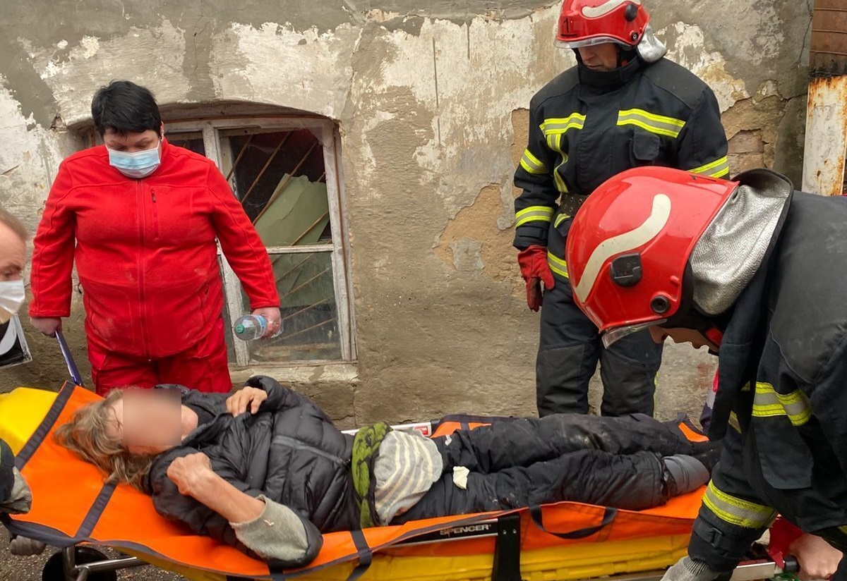 У Кропивницькому 67-річна жінка стала заручницею власної квартири