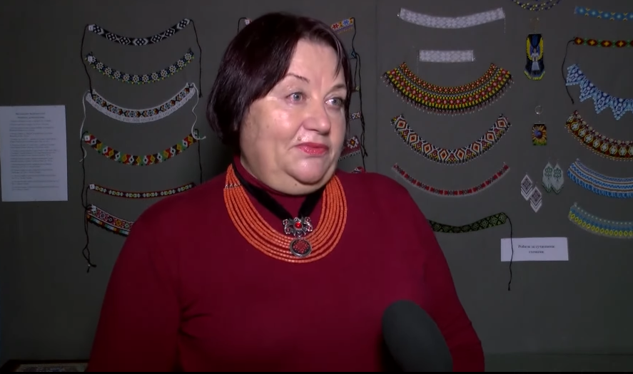 На Кіровоградщині відкрили виставку особливих прикрас