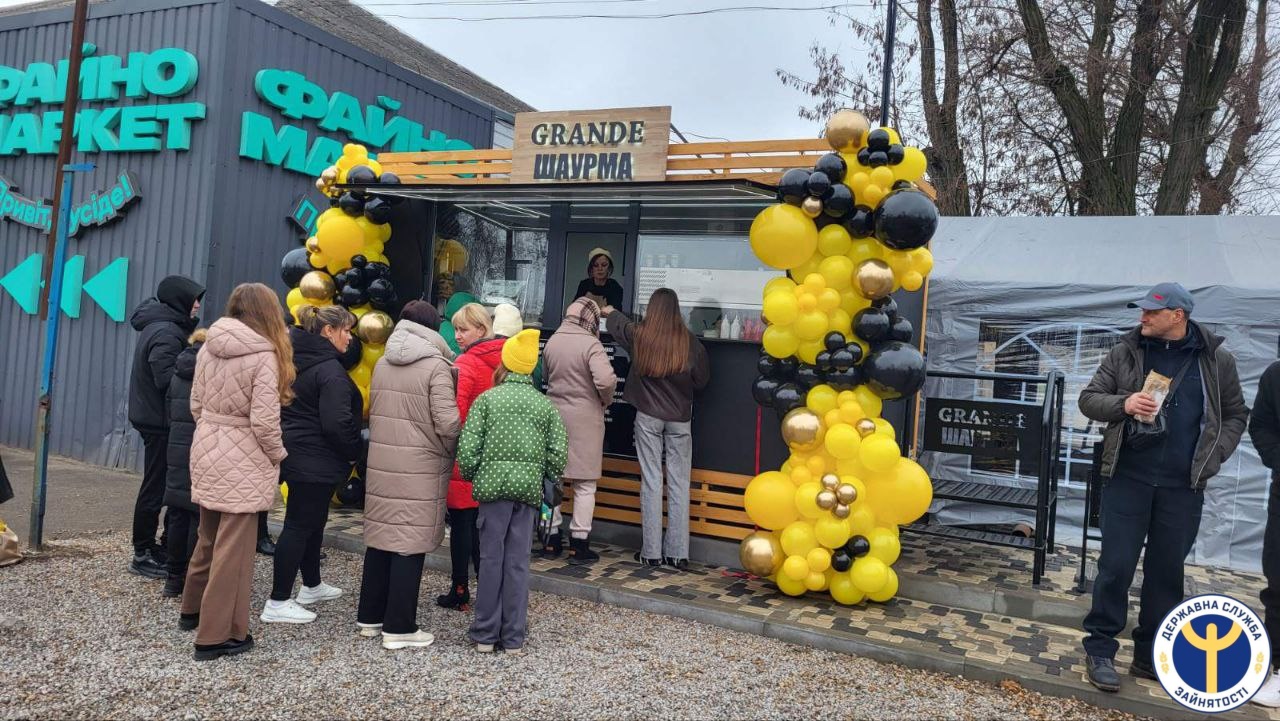 Жителька Кiровоградщини вiдкрила заклад фаст-фуду з авторськими соусами