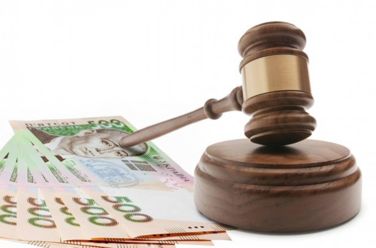 Посадовиця з Кiровоградщини “нагрiлася” на постачаннi вугiлля до закладiв освiти