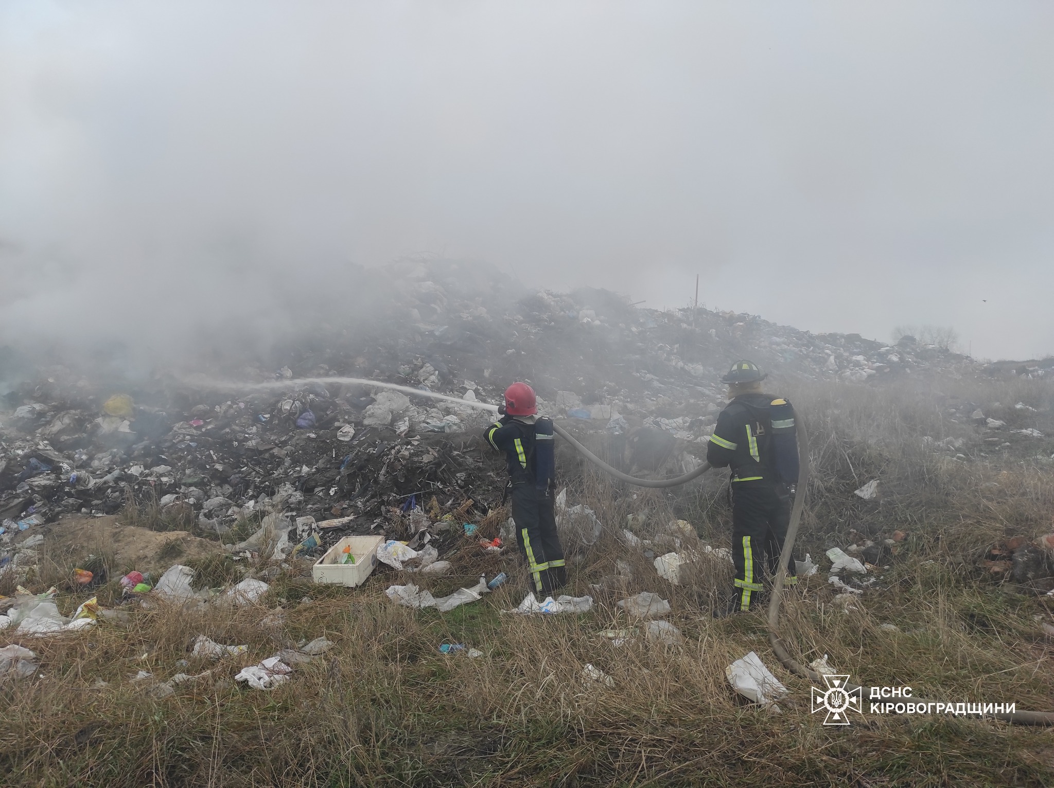 На Кіровоградщині рятували від пожежі будинок