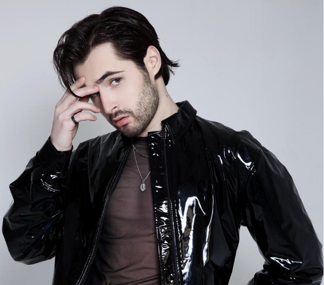 Спiвак з Кiровоградщини KHAYAT розповiв про свою пiсню на Євробачення та український шоубiз