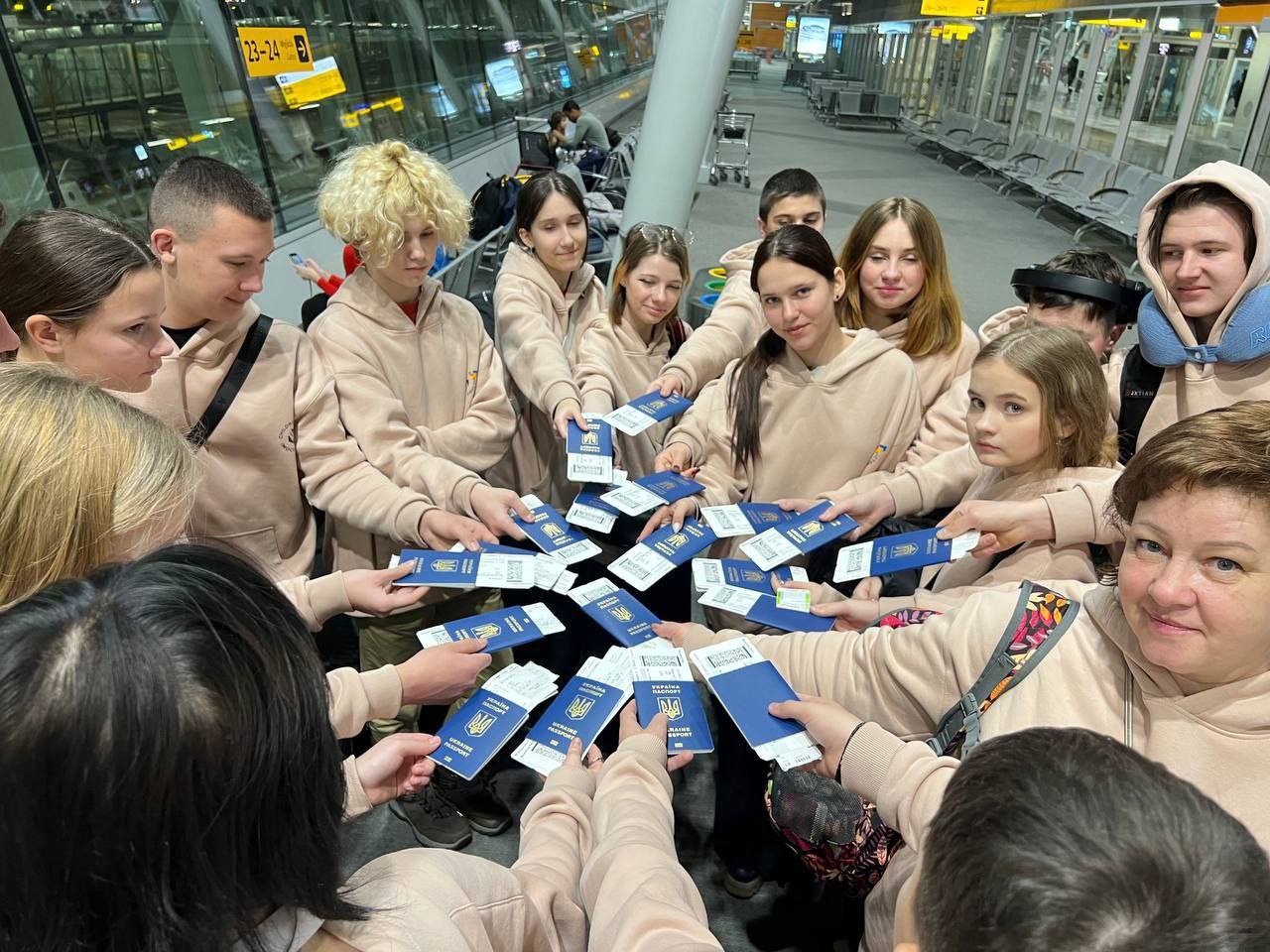 Дiти загиблих воїнiв з Кiровоградщини вирушили до США