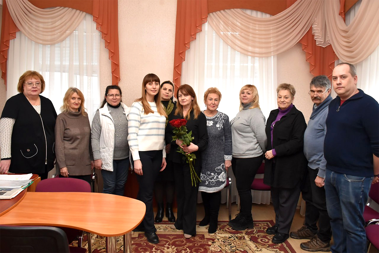 В Кропивницькому колективу Центру народної творчостi представили керiвника