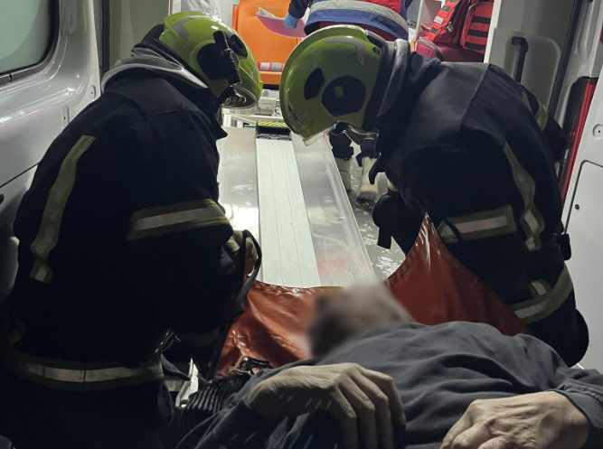 Надзвичайники Кiровоградщини врятували жiнку