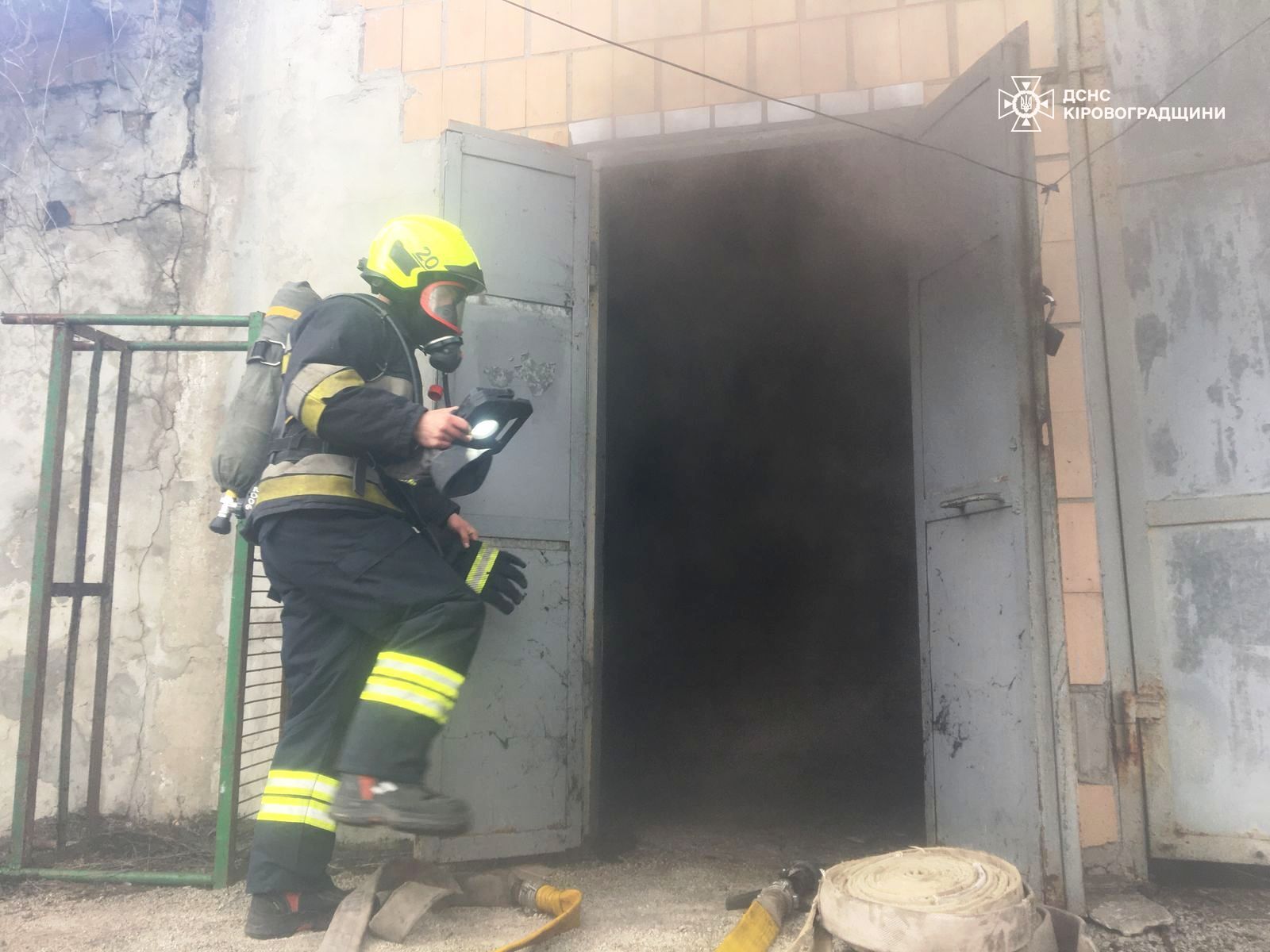 Надзвичайники Кiровоградщини врятували жiнку