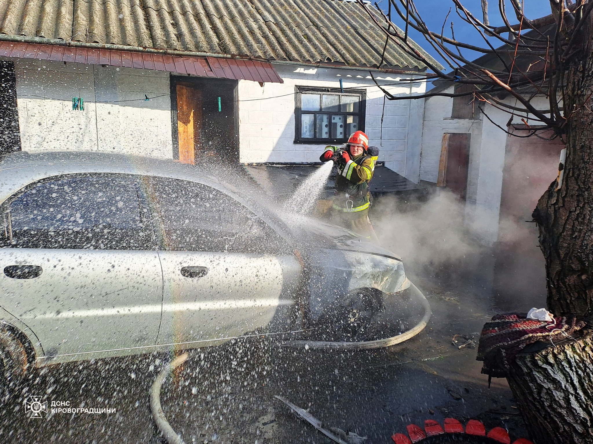 В автiвцi на Кiровоградщинi загорiвся моторний вiдсiк