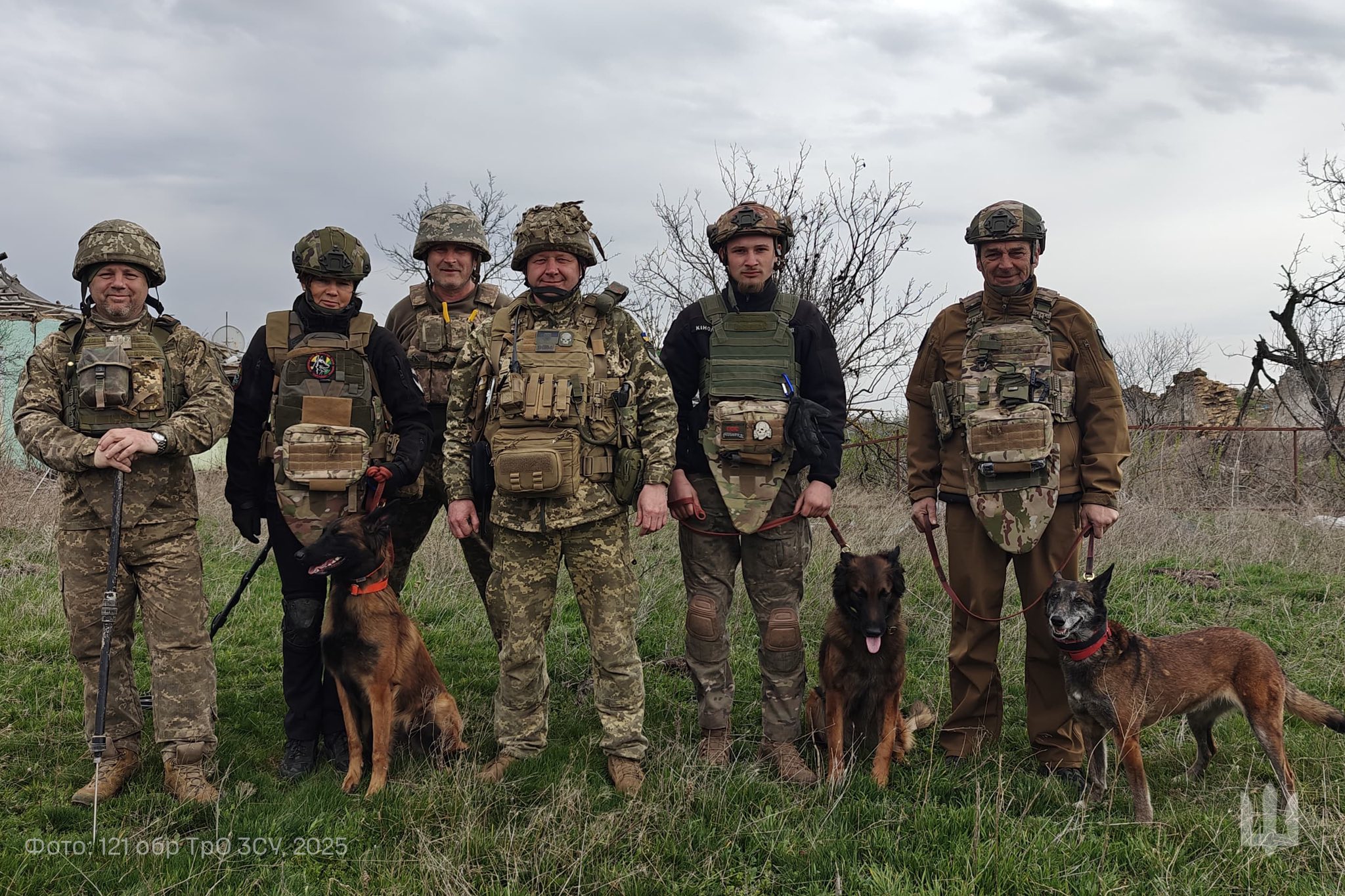Кропивницькi тероборонiвцi долучилися до пошуку загиблих захисникiв