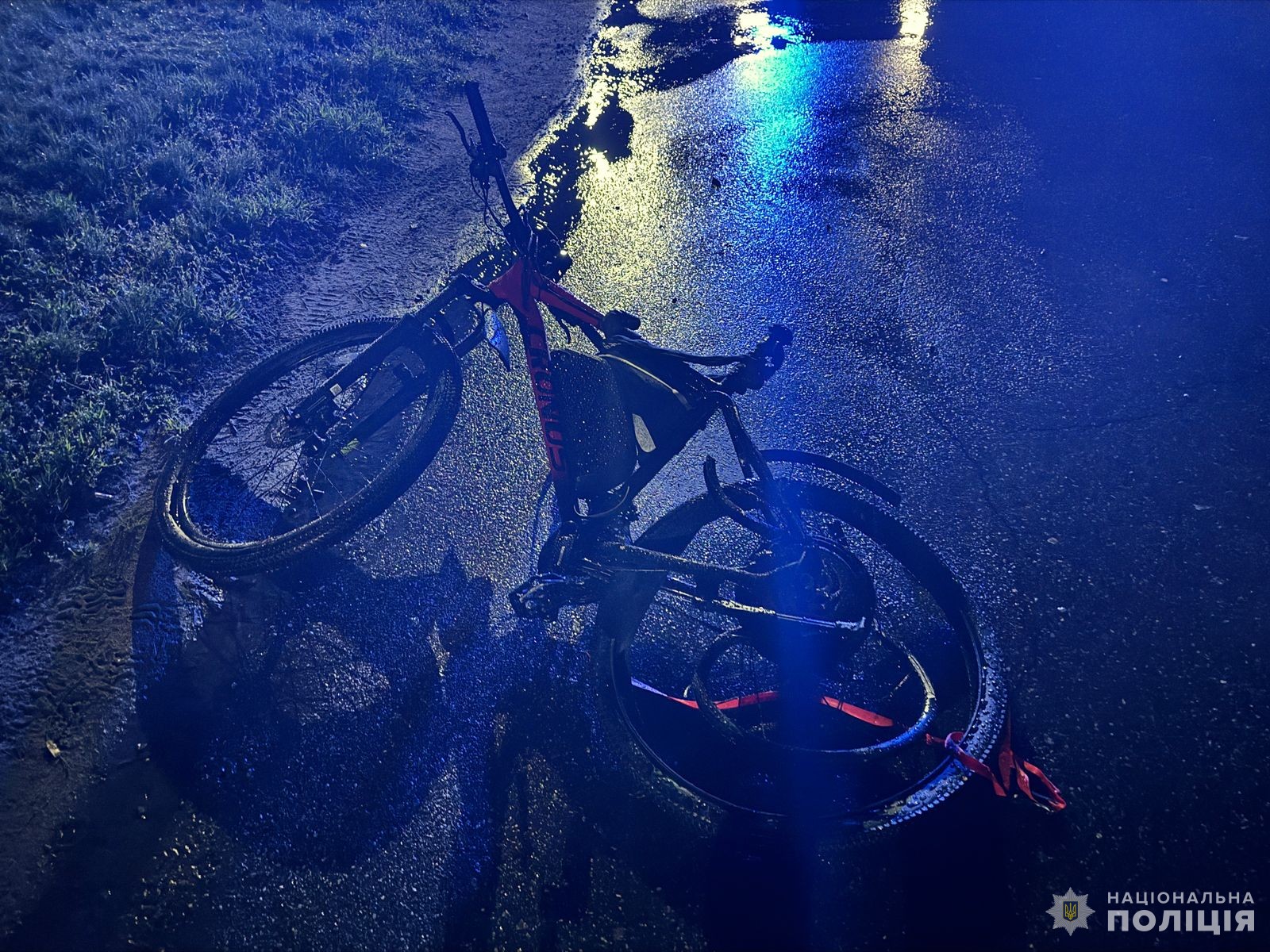 Нетверезий житель Кіровоградщини збив велосипедиста